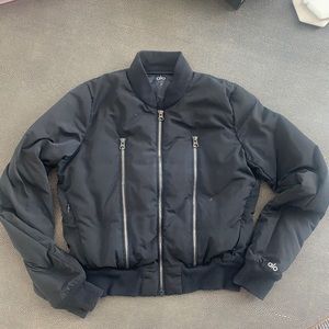 ALO Yoga Black 🖤 Zipper Crop Jacket XS